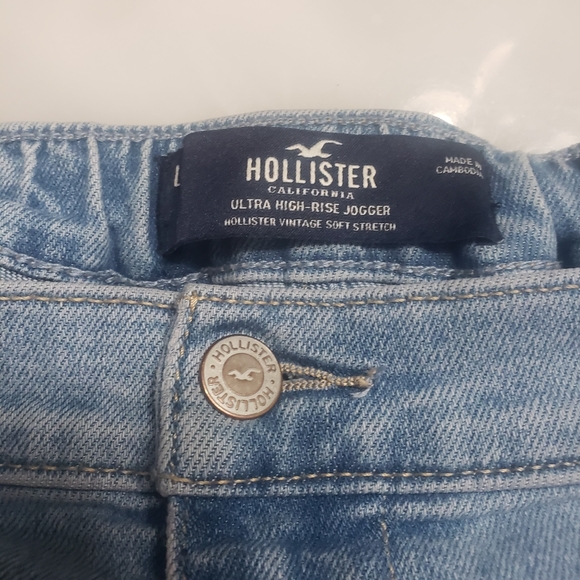 Hollister Jogger Jeans in Large - Picture 4 of 4